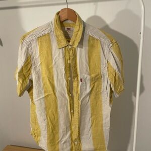 Levi's Men's Shirt in Yellow and White Stripes